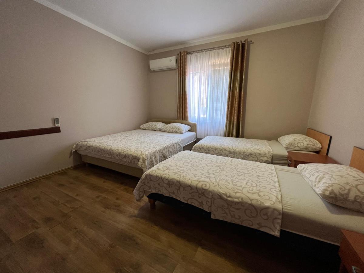Apartments Djukic Τίβατ Εξωτερικό φωτογραφία