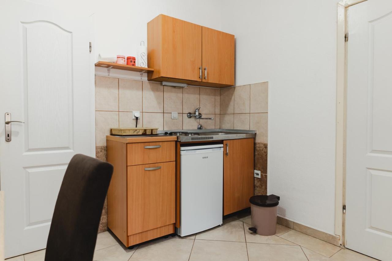 Apartments Djukic Τίβατ Εξωτερικό φωτογραφία