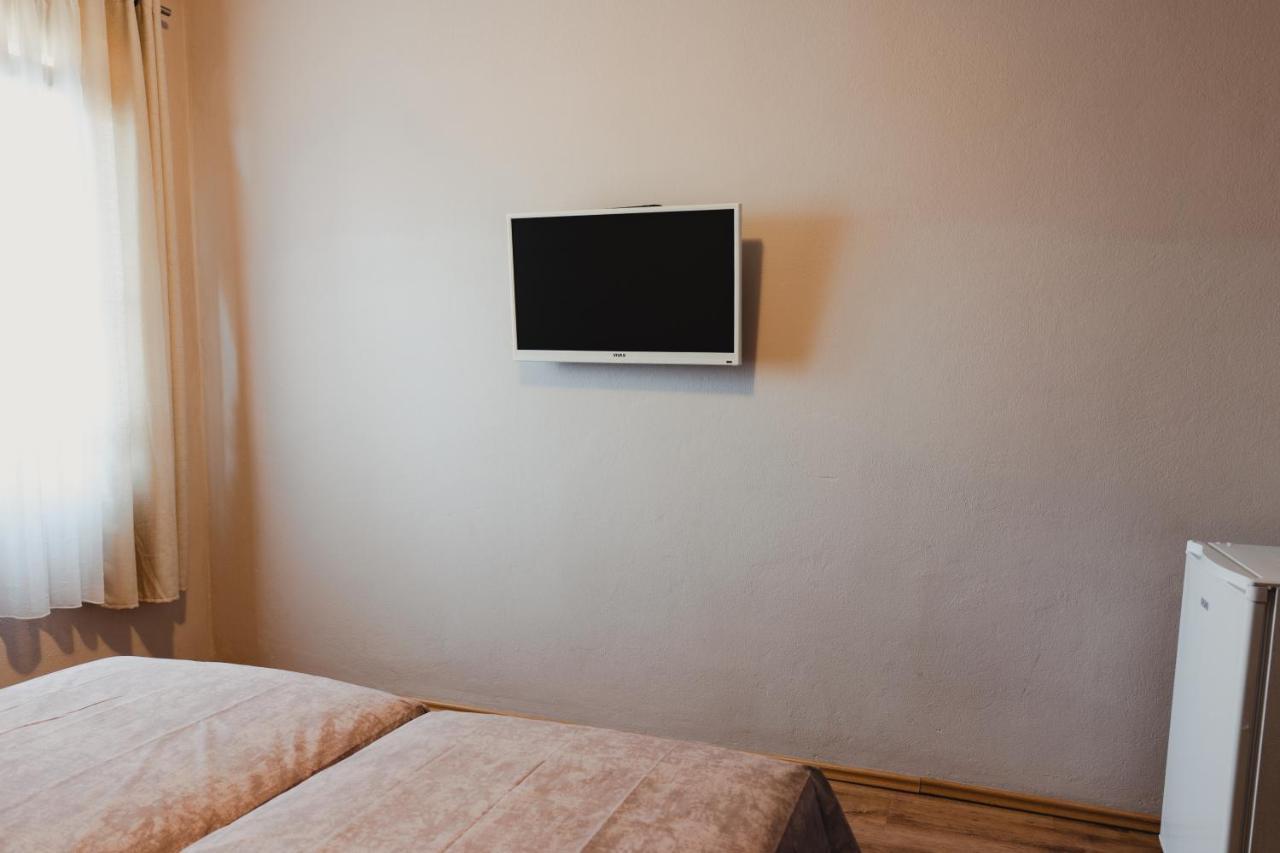 Apartments Djukic Τίβατ Εξωτερικό φωτογραφία