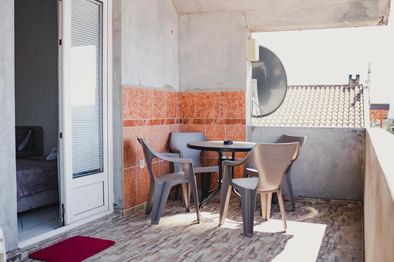 Apartments Djukic Τίβατ Εξωτερικό φωτογραφία