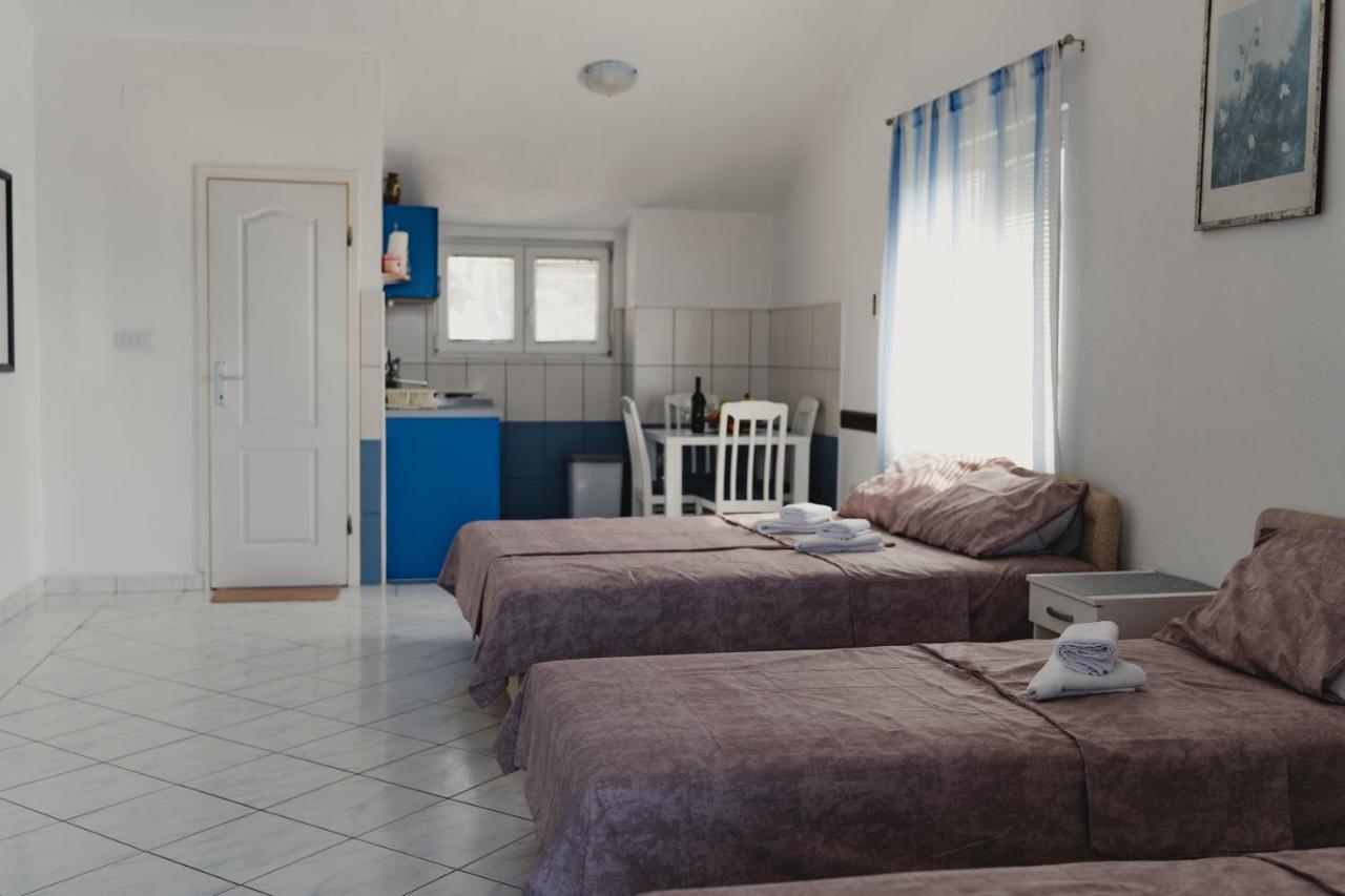 Apartments Djukic Τίβατ Εξωτερικό φωτογραφία
