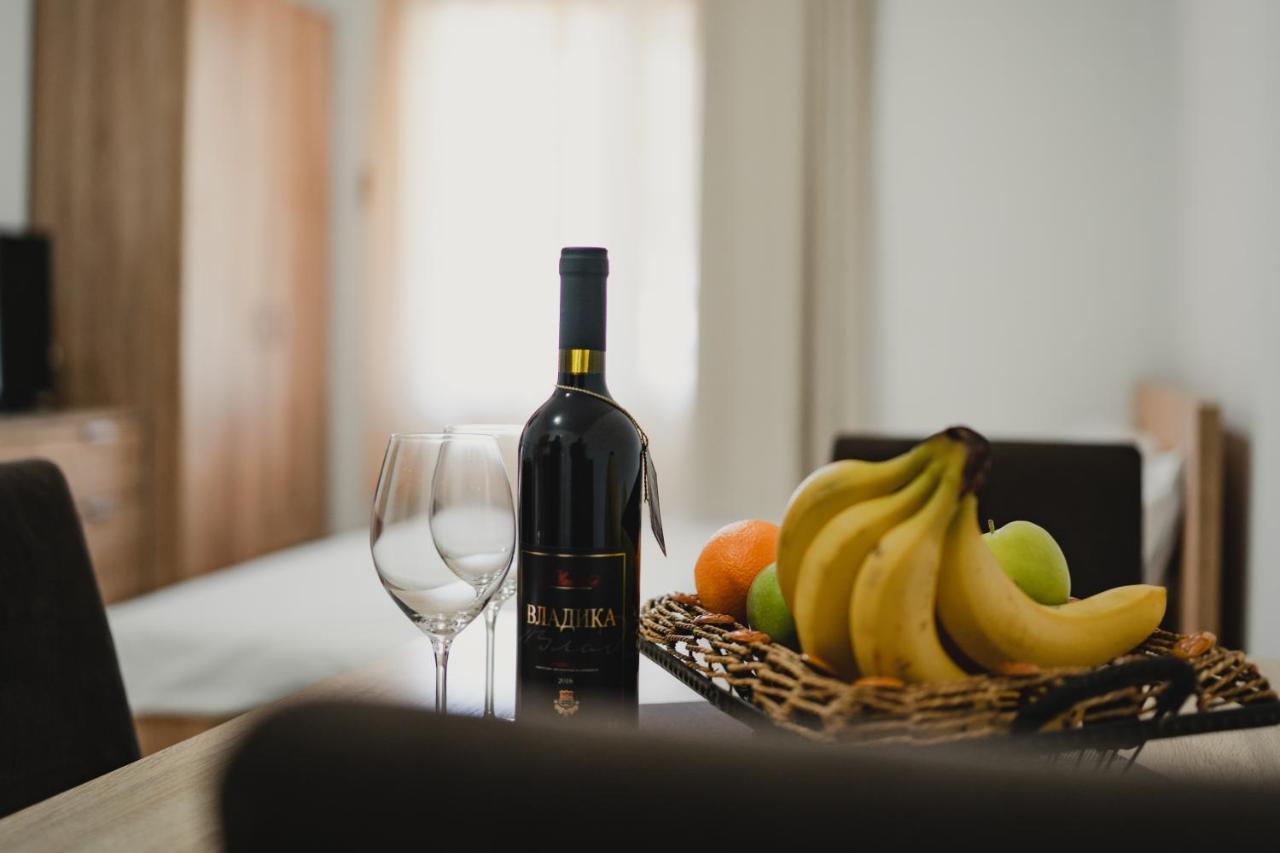 Apartments Djukic Τίβατ Εξωτερικό φωτογραφία