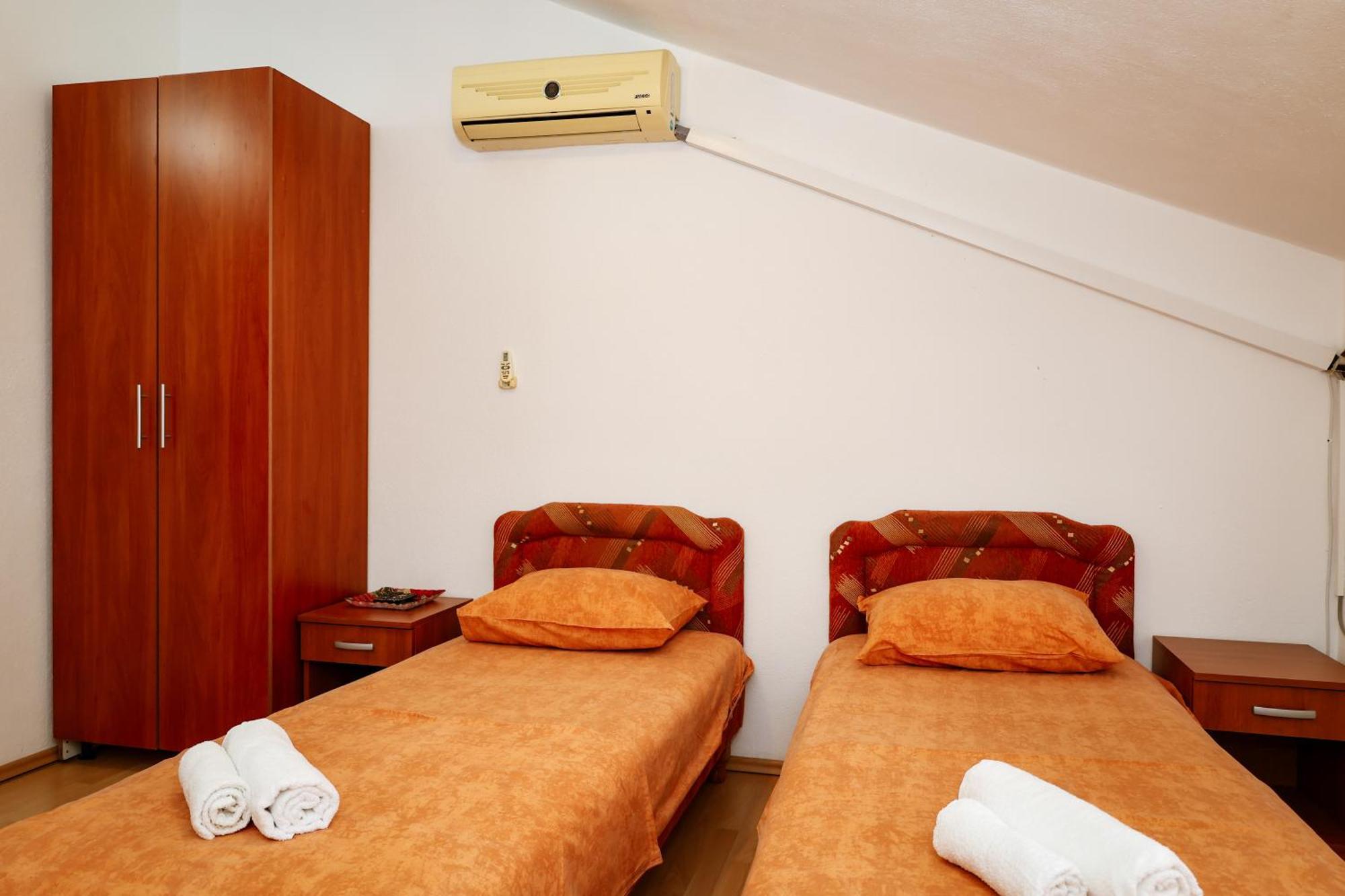 Apartments Djukic Τίβατ Εξωτερικό φωτογραφία