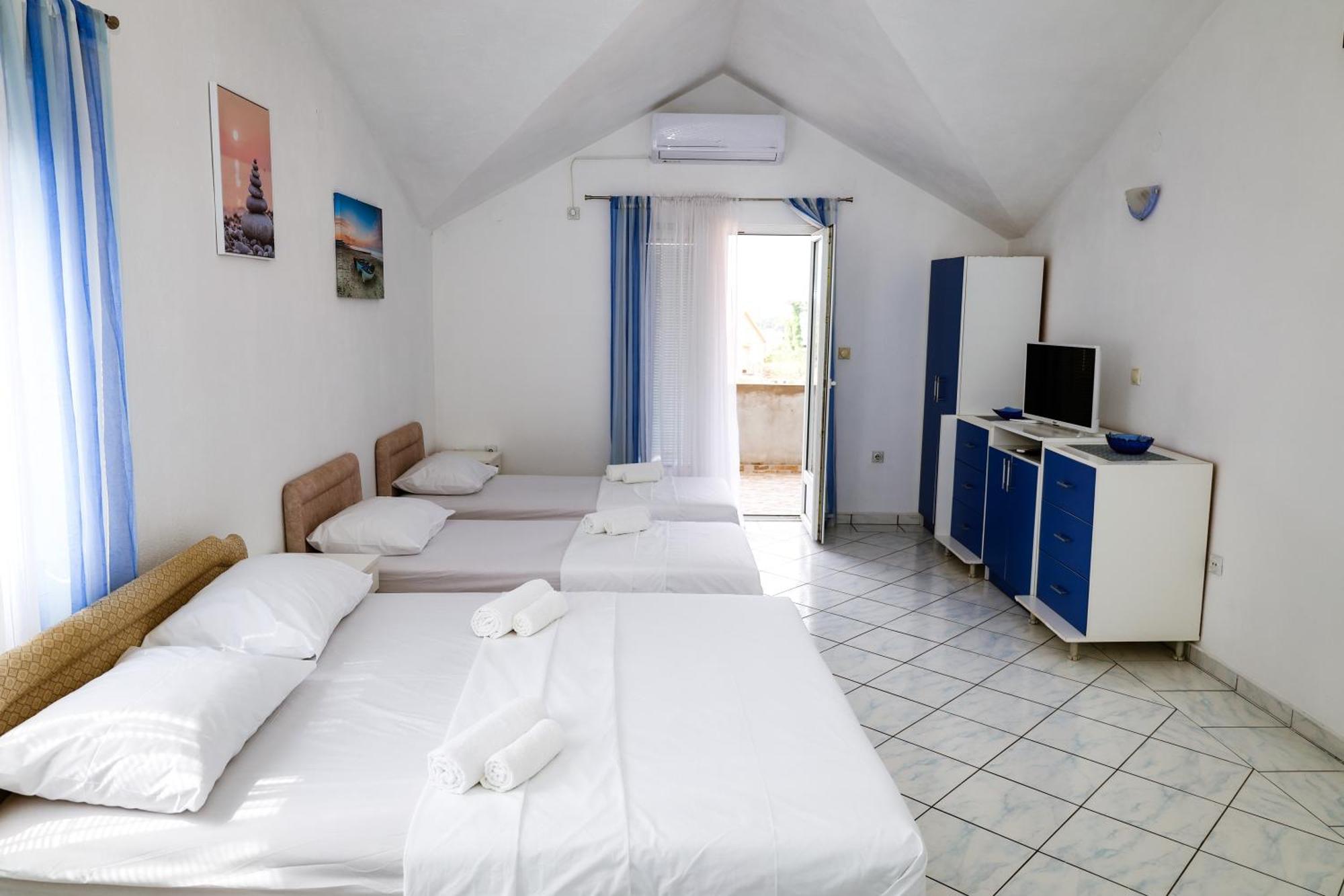 Apartments Djukic Τίβατ Εξωτερικό φωτογραφία