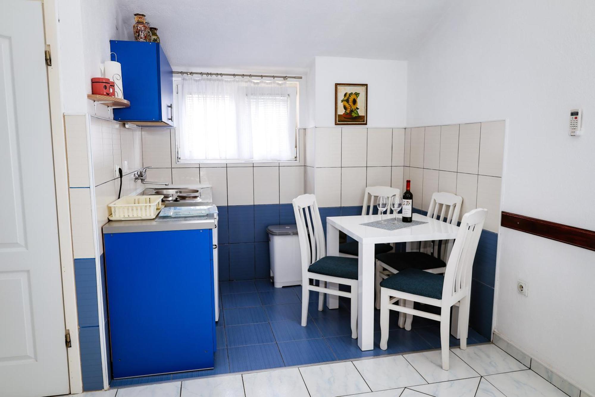 Apartments Djukic Τίβατ Εξωτερικό φωτογραφία